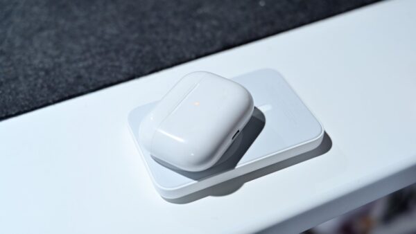 Lavixo MagSafe Power Bank (1580Mah) - Image 3